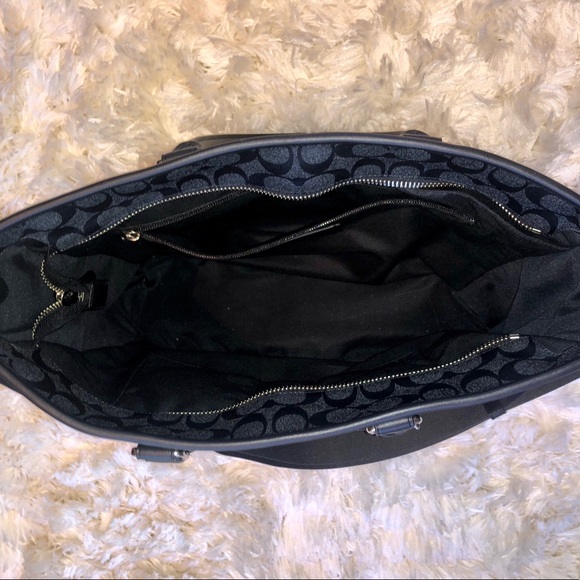 COACH BUSINESS TOTE BAG - Picture 2 of 5